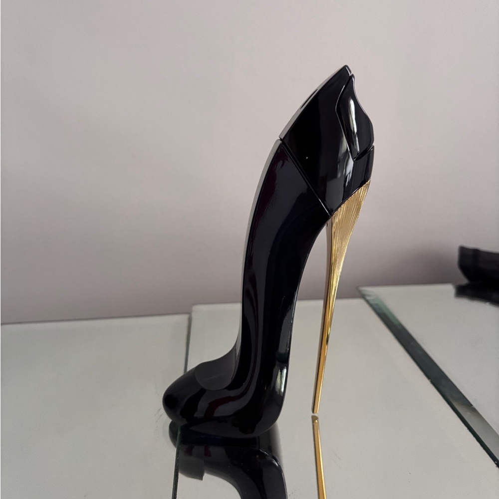 Carolina Herrera Good Girl Eau de Parfum Spray, 2.7 oz. - Picture 4 of 6